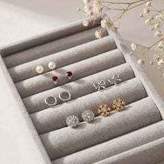 6 Pair of Small Studs Earrings - Set 10