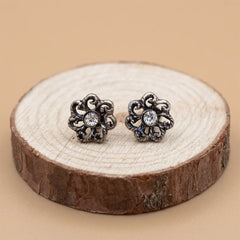 Cosmos Stud Earrings - Small