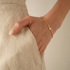 Strike Stone Golden Bracelet - Shein