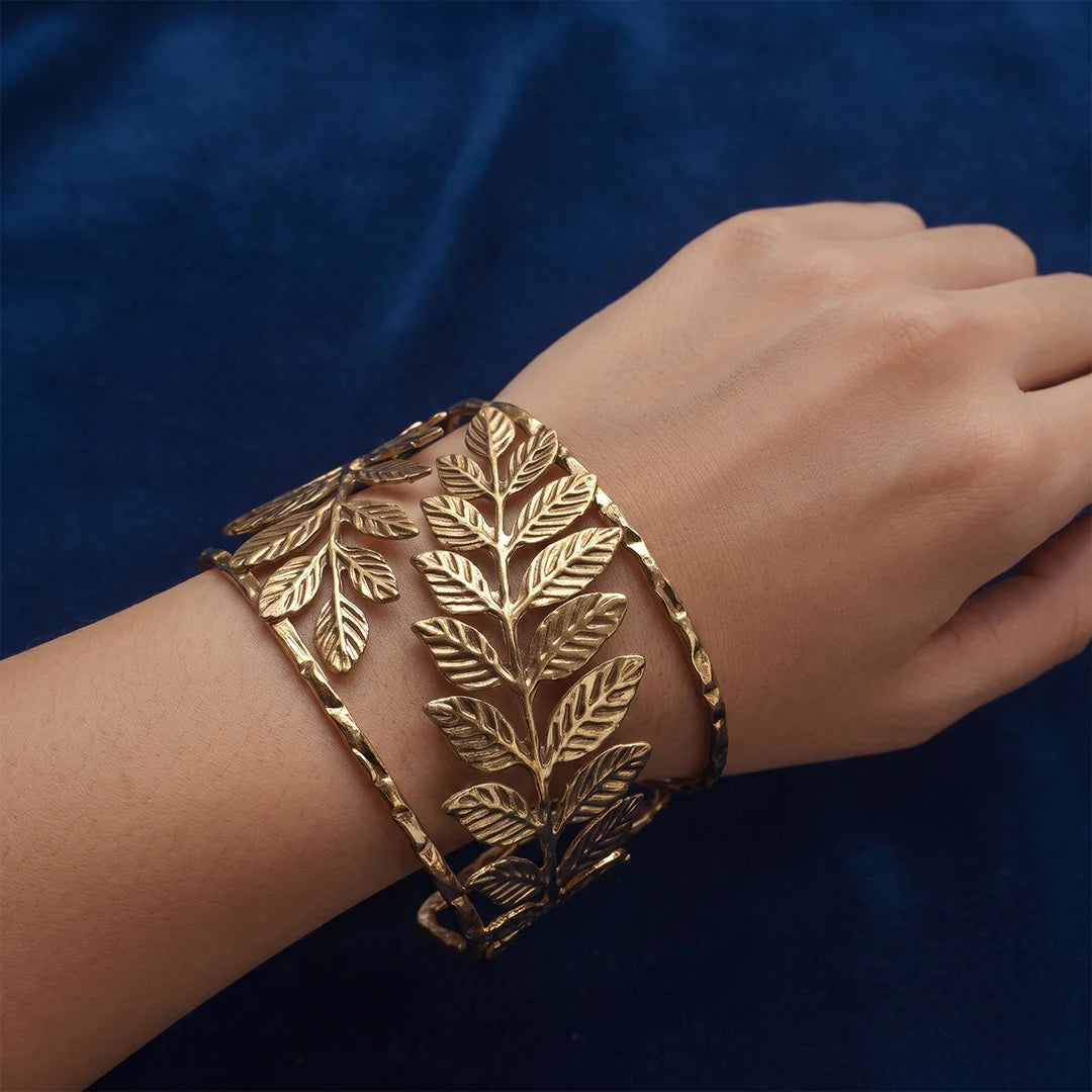 Dull Gold Vine Metallic Handcuff