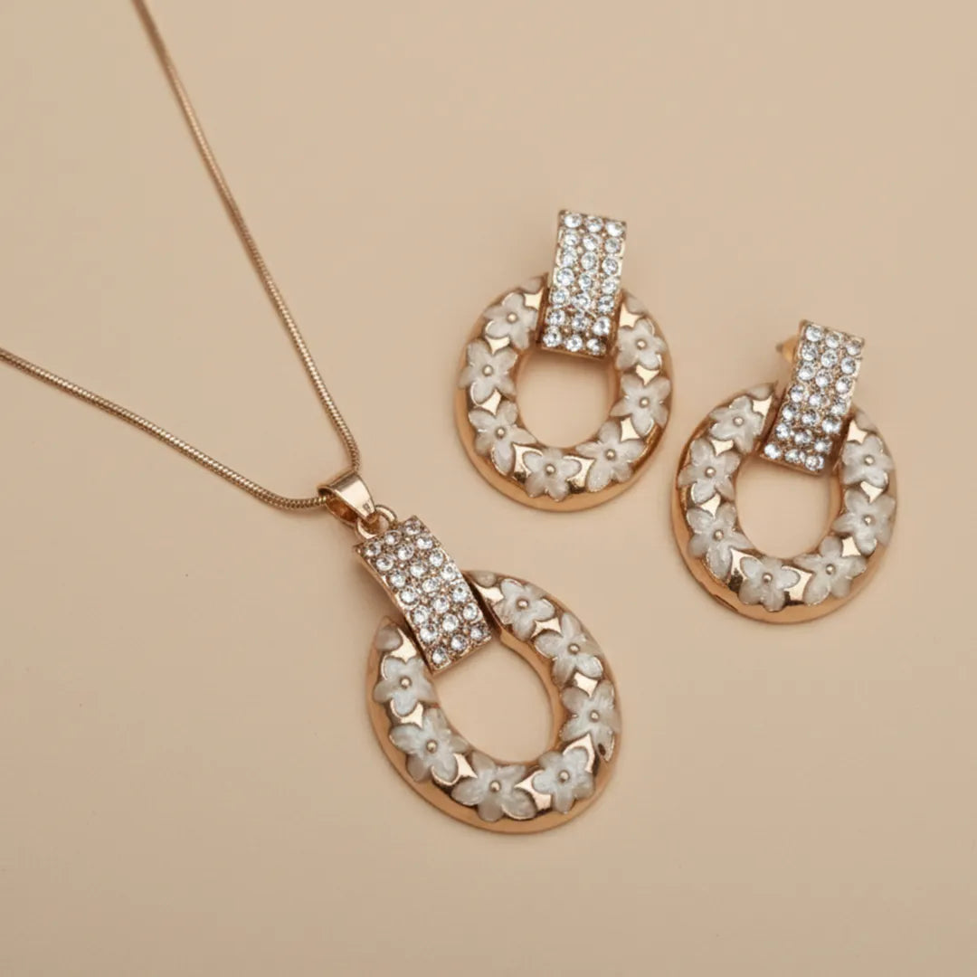 Golden Beige Pendant Set