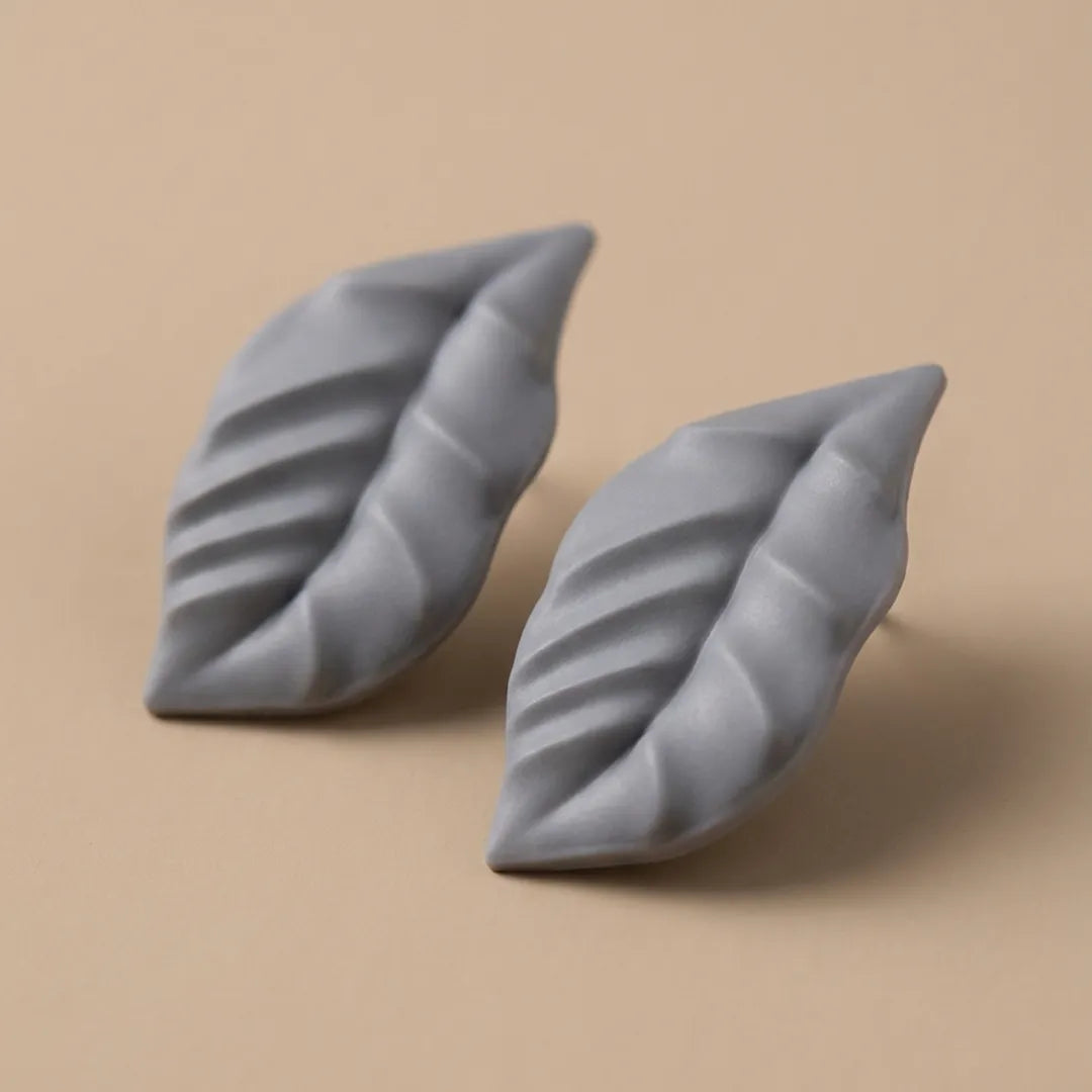 Mate Metallic Leaf Earrings - Grey