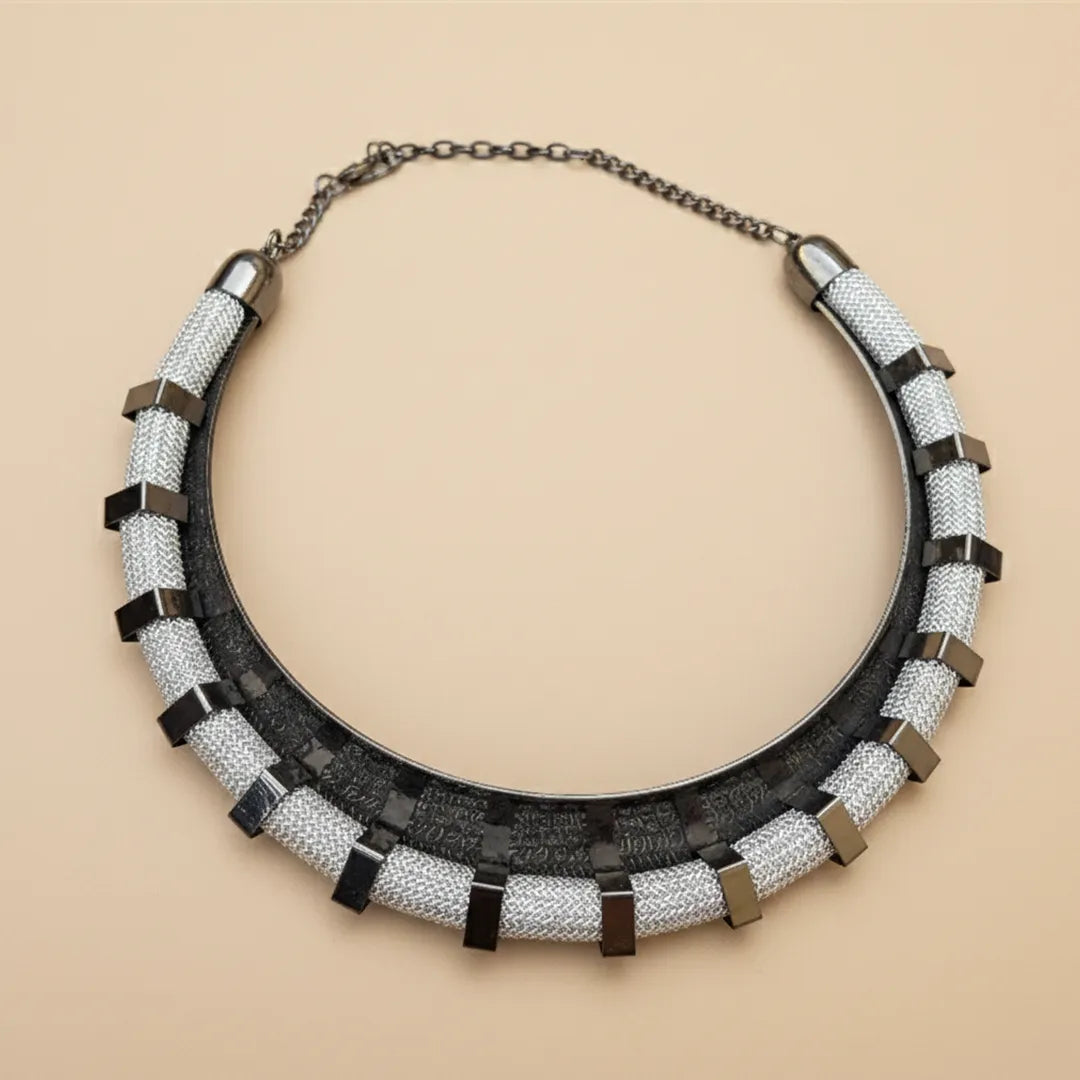 Sliver-Black Metallic Choker Necklace