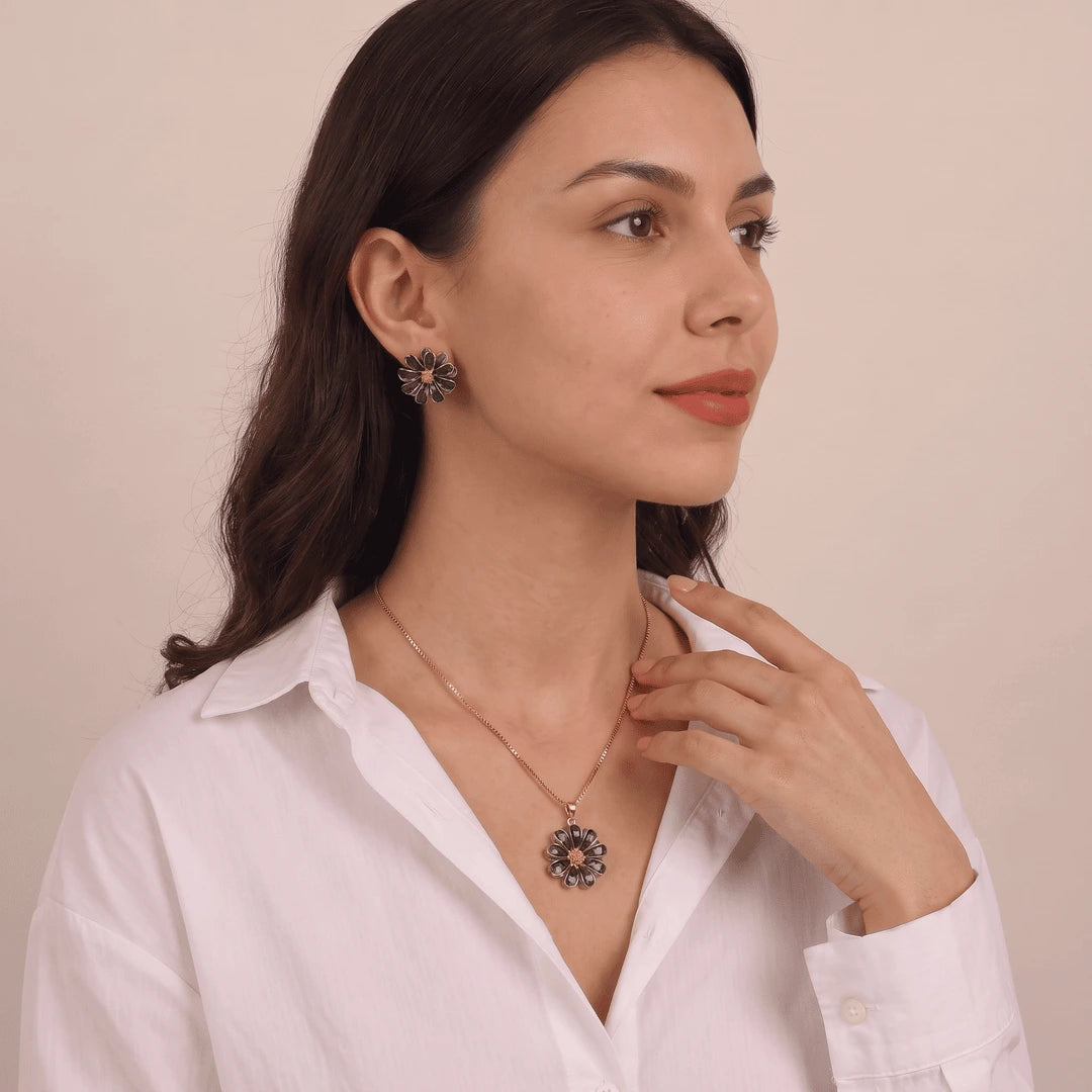 Grey Floral Metallic Pendant - Necklace set