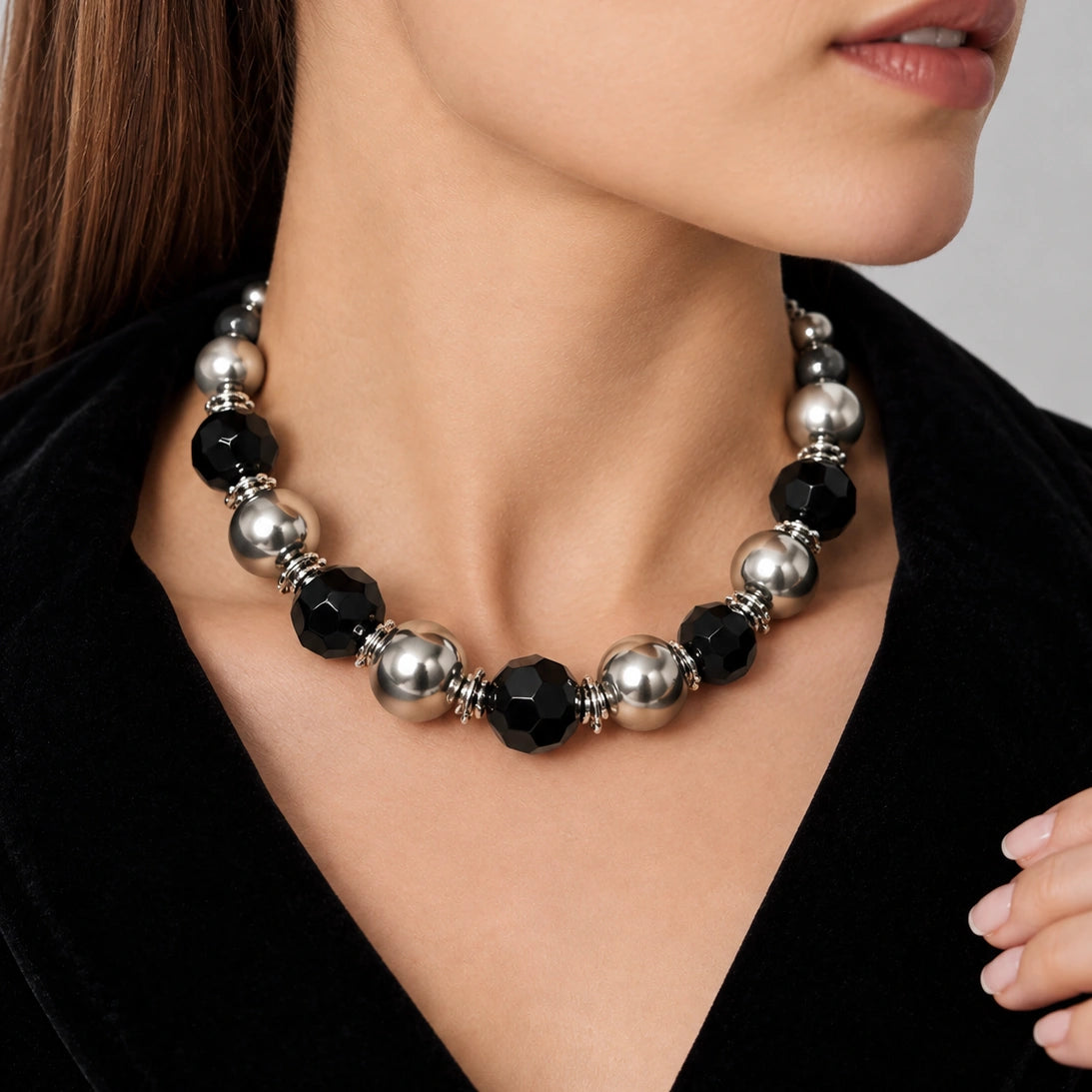 Black Silver Beads Necklace - Short