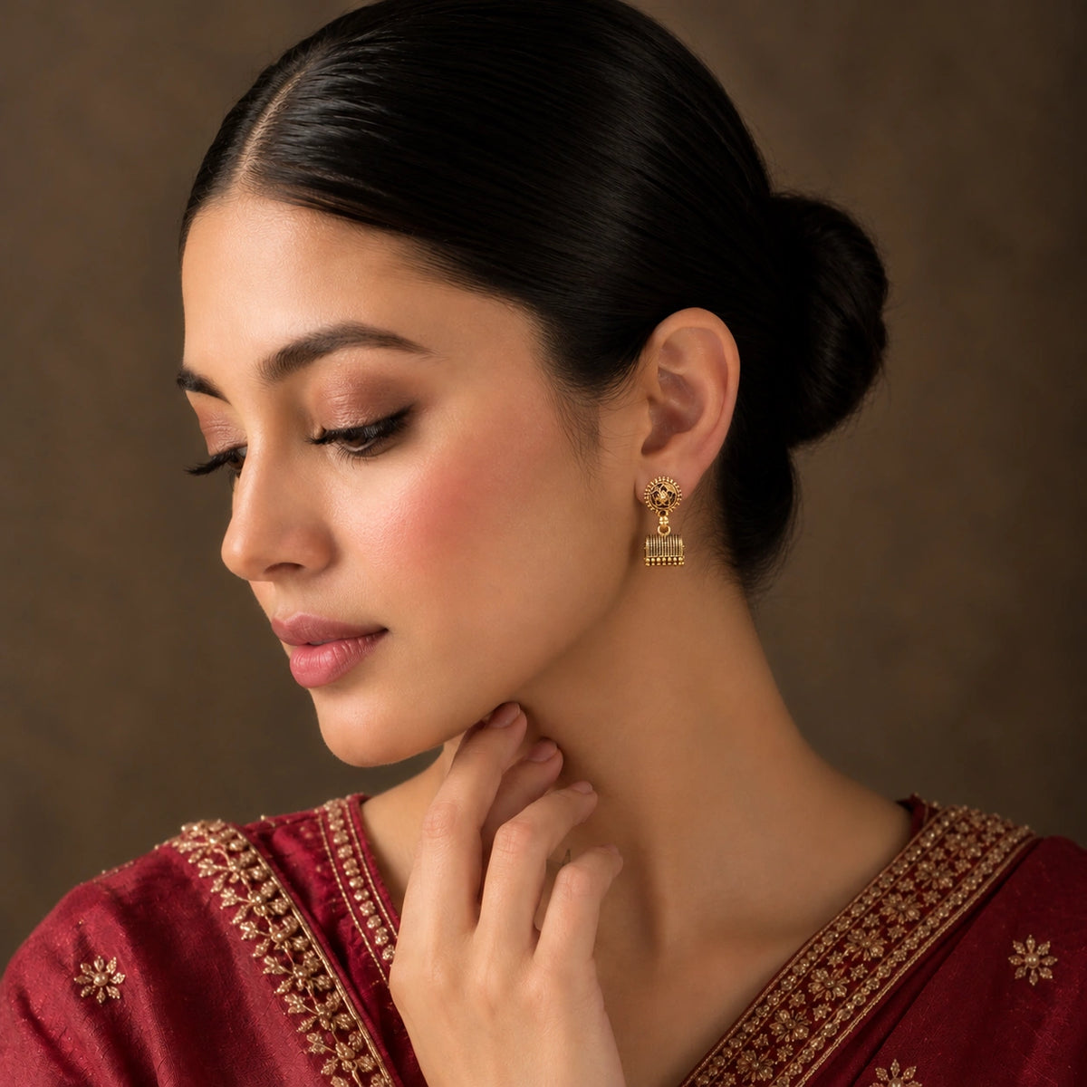 Antique Golden Small Jhumki Earrings